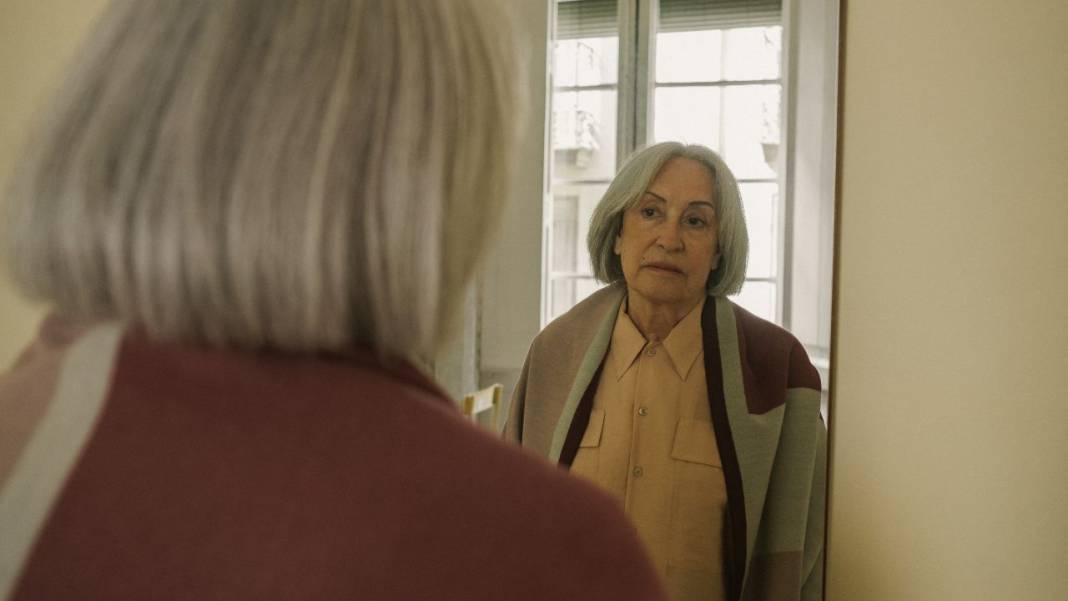 Kadınlarda ciddiye alınması gereken 6 erken bunama belirtisi! Hafıza kaybına dikkat! 7